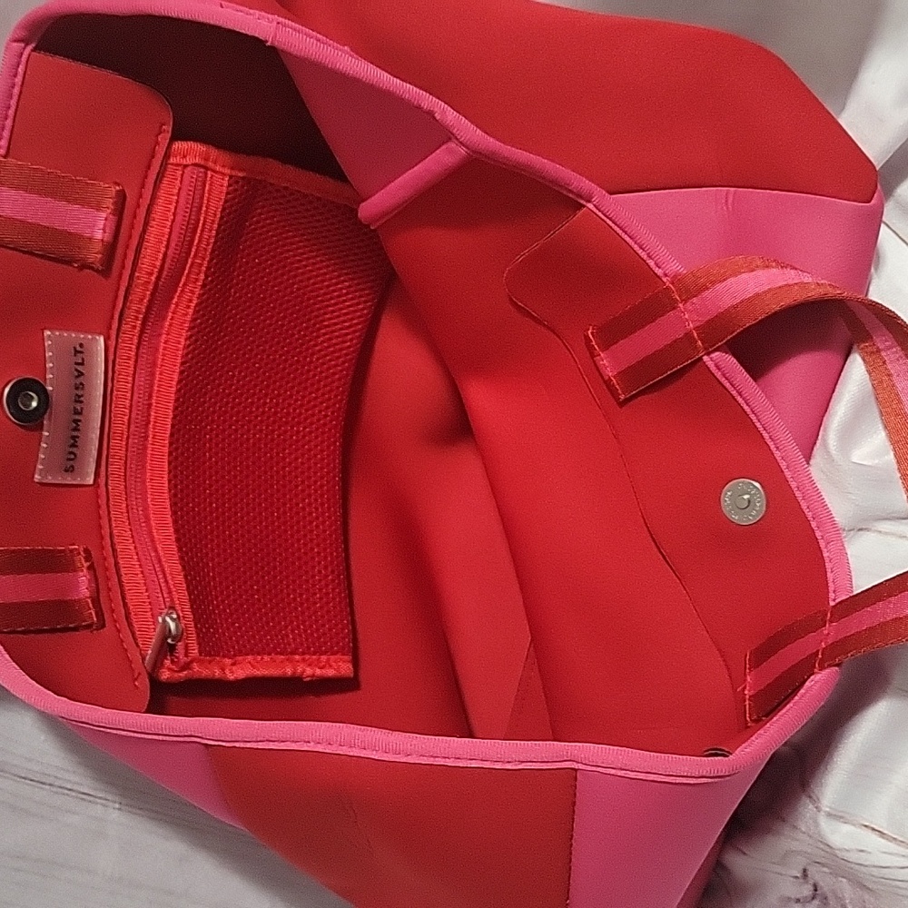Summersalt neoprene pink beach bag - Picture 6 of 10